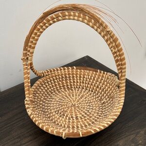 Sweetgrass Gullah woven basket, handle, brown/tan tones, handmade, 11x10.5”